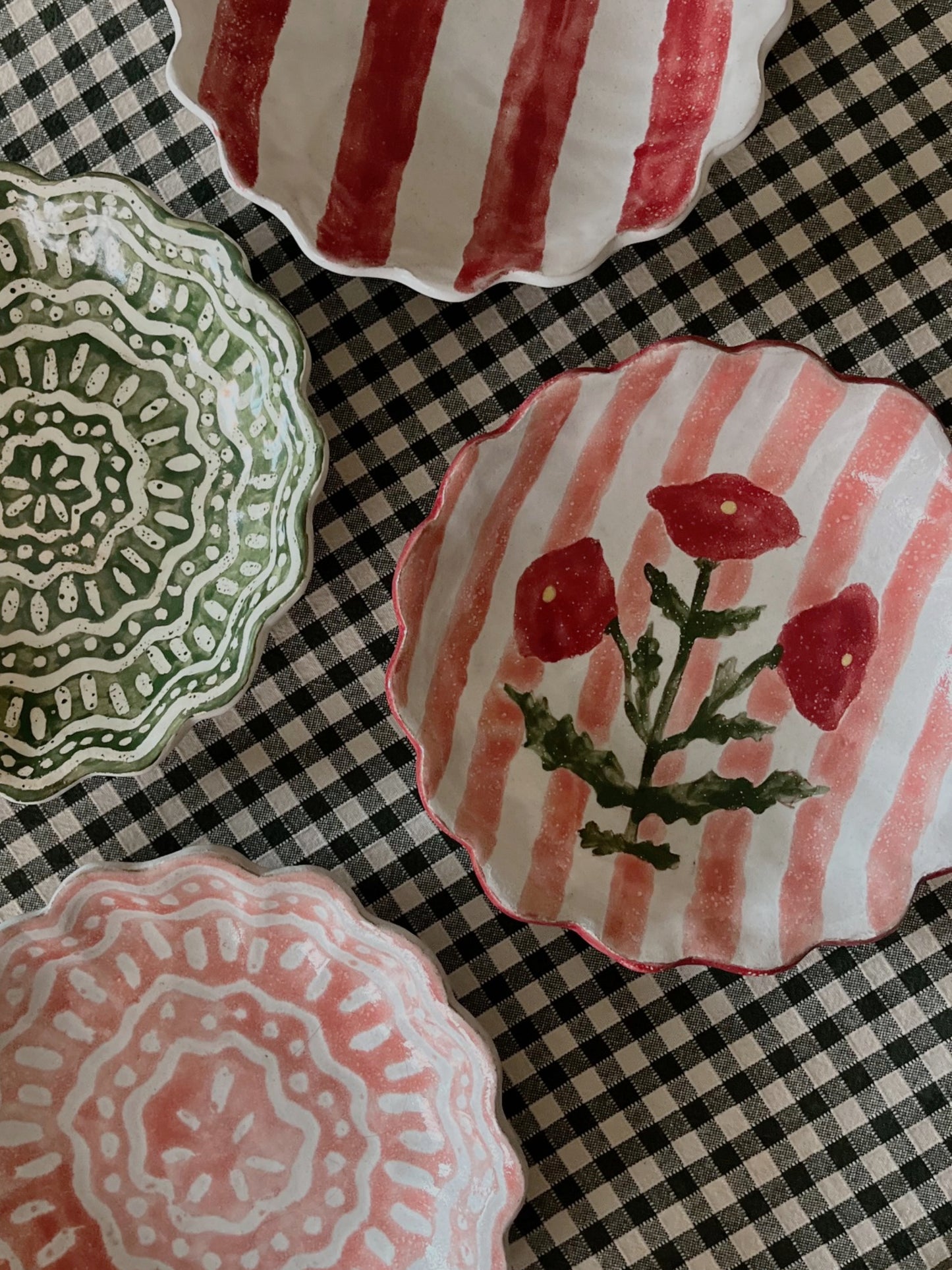 Kestrel Bowl Sml Marigold Stripe in Coral and Red