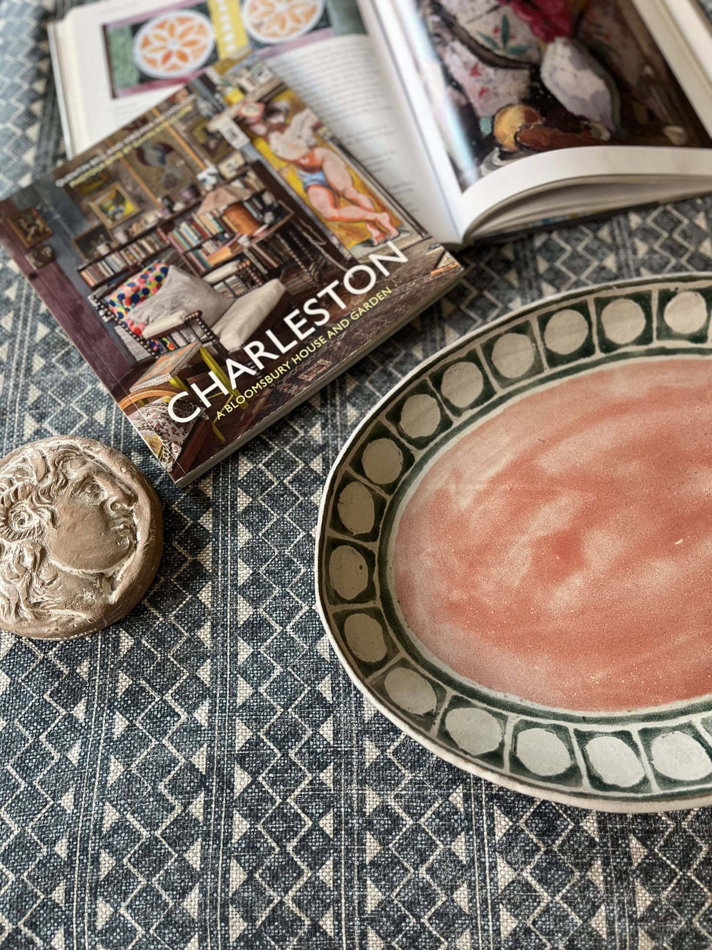 Wiggy Platter in Charleston Coral & Sea Green