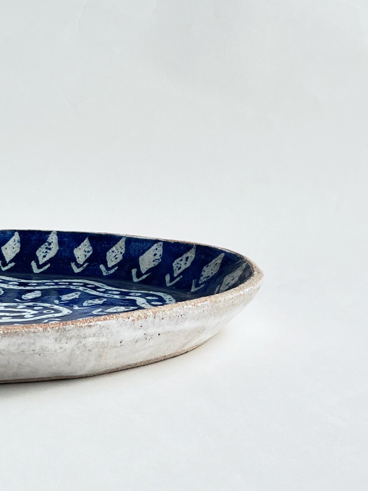 Wiggy Platter in Batik Blue