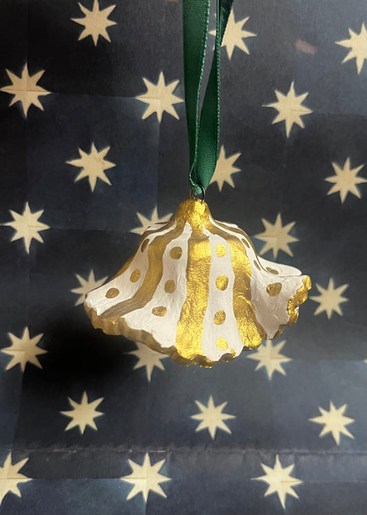 Porcelain Ruffle Decoration B