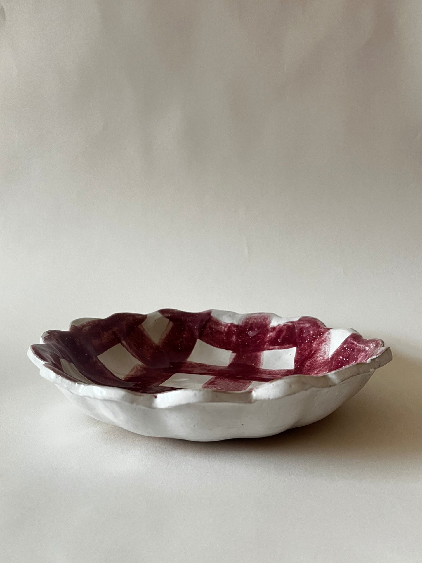 Kestrel Bowl Sml in Gingham Burgundy